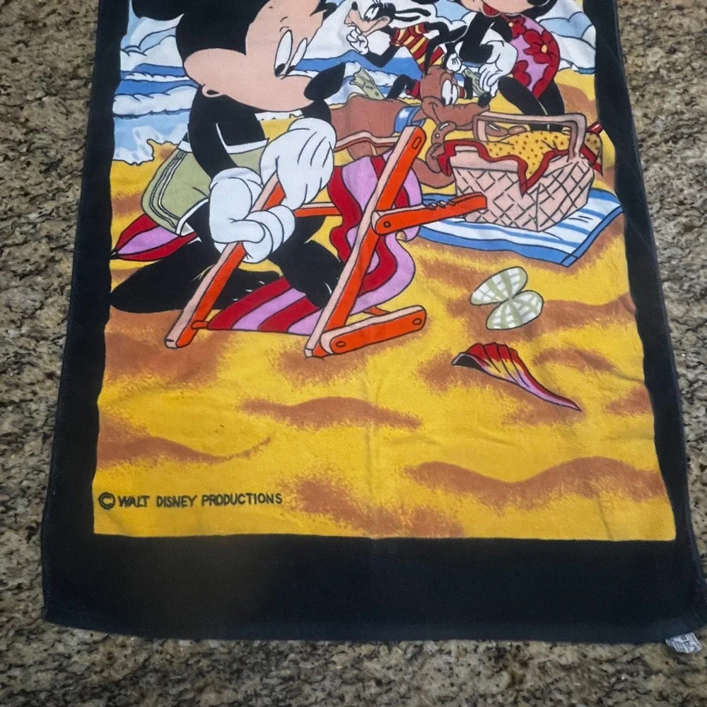 Vintage Walt Disney Hawaii Beach Towel Mickey Minnie Goofy Sherm 56x29